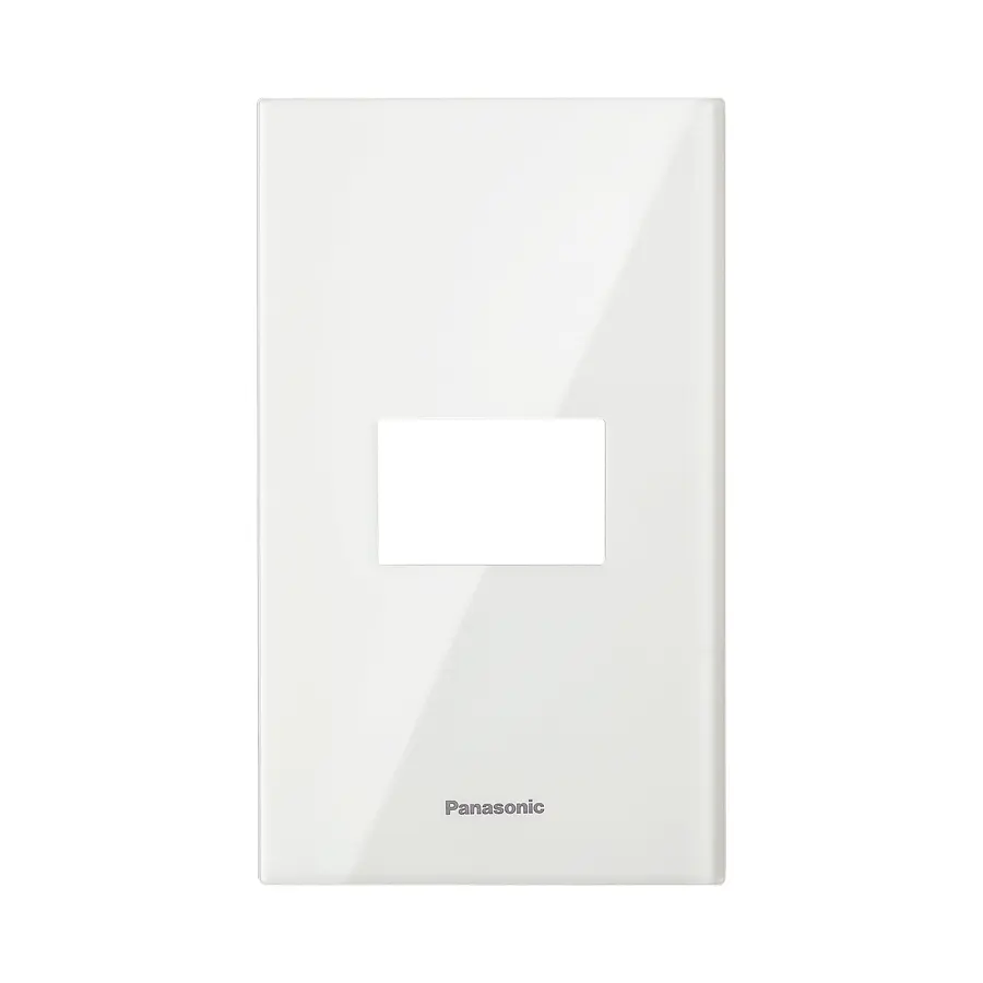 Mặt Halumie Acrylic 1 thiết bị màu trắng Panasonic WEGH6801CW-VN