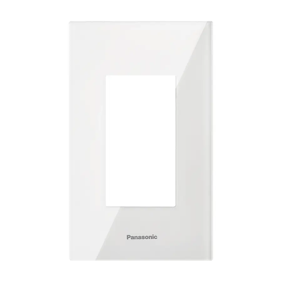 Mặt Halumie Acrylic 3 thiết bị màu trắng Panasonic WEGH6803CW-VN